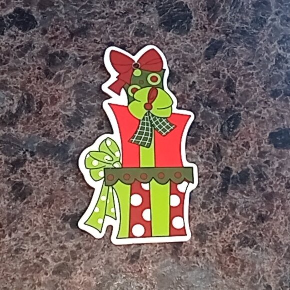 ๐ฏ 10 for $12 / Stacked Presents/Gifts Christmas Tree Ornament Decoration - Picture 10 of 12